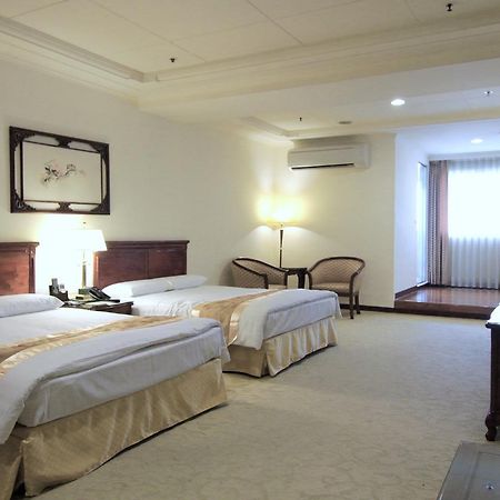 King'S Paradise Hotel Zhongli Buitenkant foto