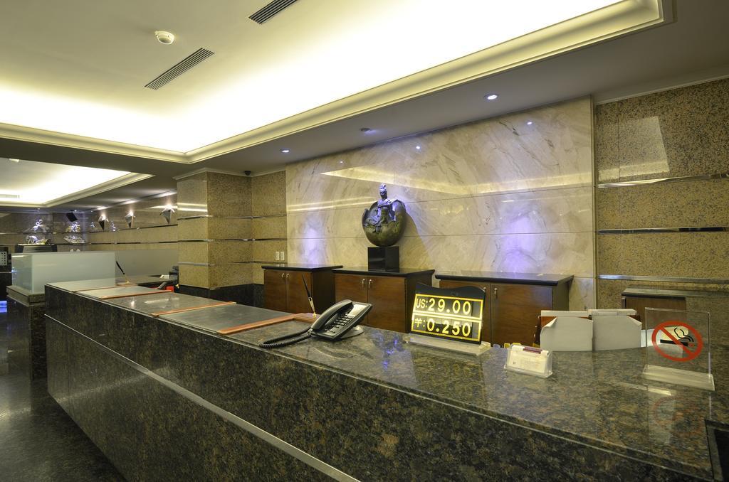 King'S Paradise Hotel Zhongli Buitenkant foto