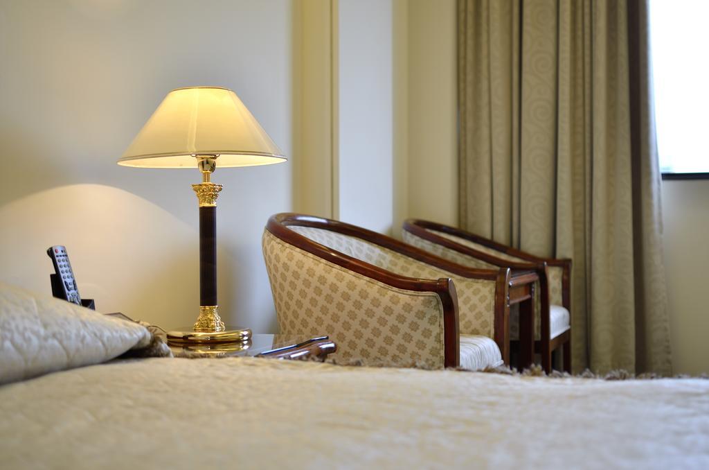 King'S Paradise Hotel Zhongli Kamer foto