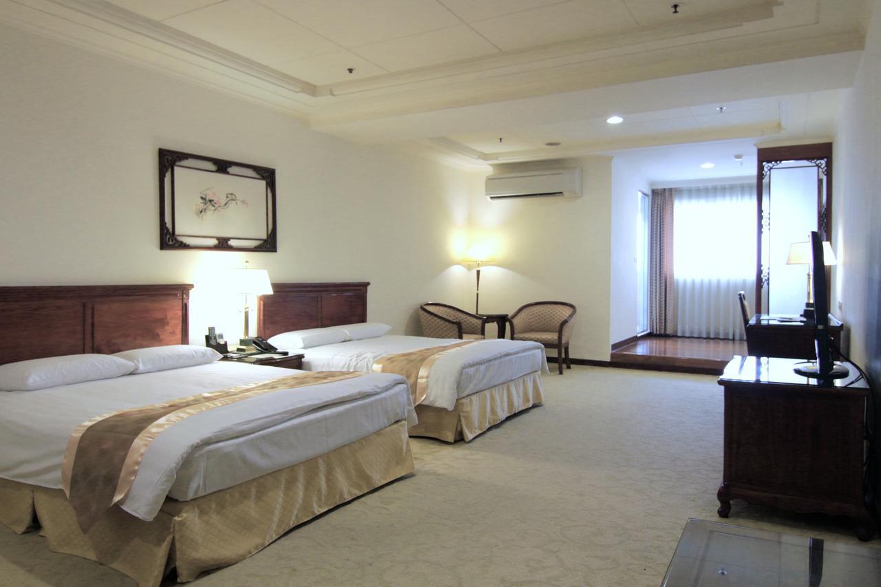 King'S Paradise Hotel Zhongli Buitenkant foto