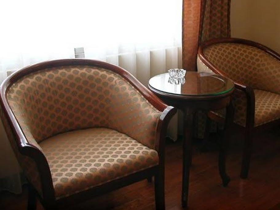 King'S Paradise Hotel Zhongli Buitenkant foto